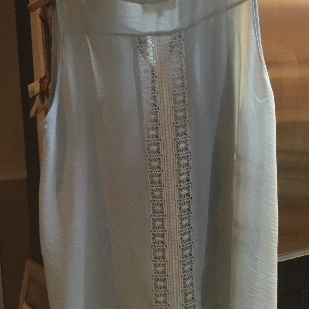 Crescent Tank Top - Picture 3 of 4